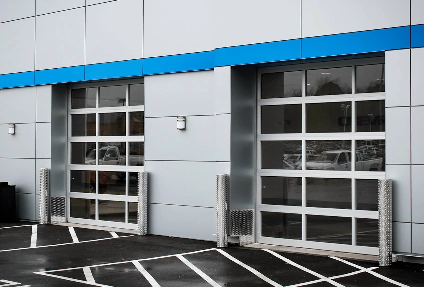 CHI full-view aluminum garage door