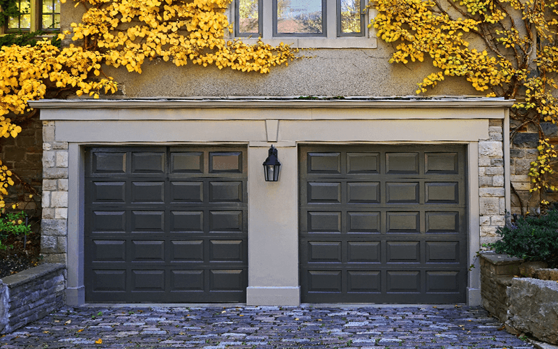 Invicta Series 100 short raised panel garage door